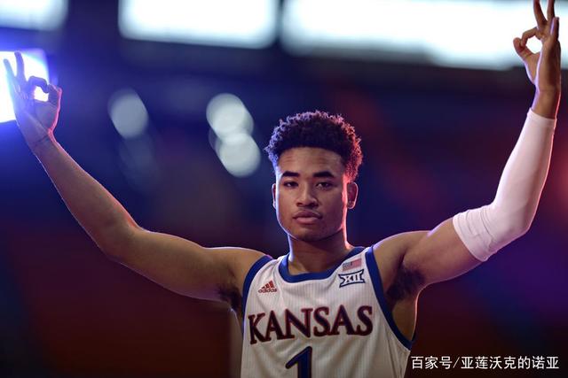 温瑞博3-0战胜杜达，晋级WTT中国大满贯16强